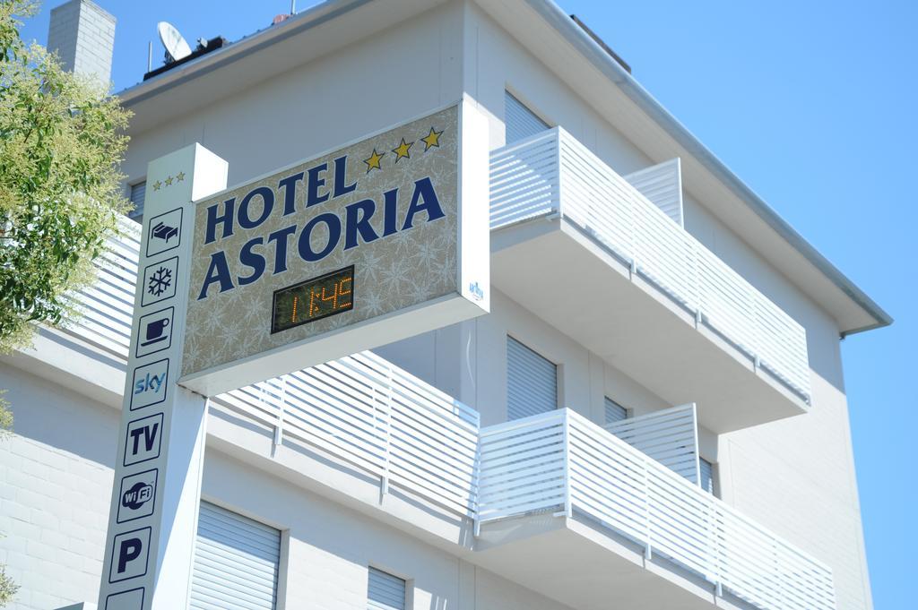 Hotel Astoria Ravena Exterior foto